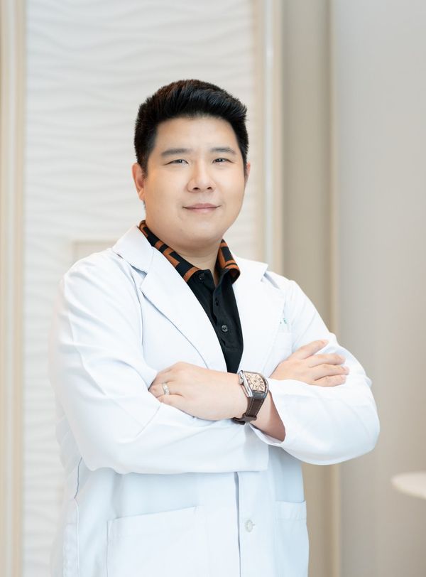 Dr. Athasit Kijimanawat