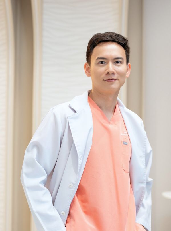 Dr. Wanchat Komon